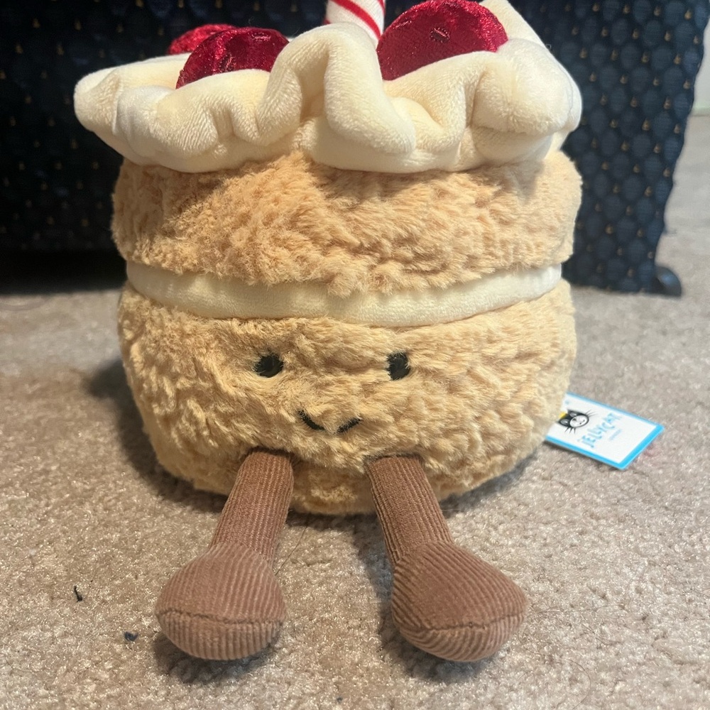 Jellycat Cake New with Tags - Picture 8 of 13